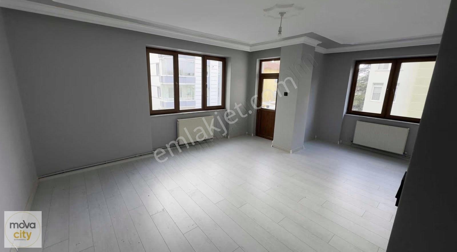 Bahçelievler Lila Ve Oba Taksi Civarı Kiralık Bakımlı 4+1 Daire - Görsel 13