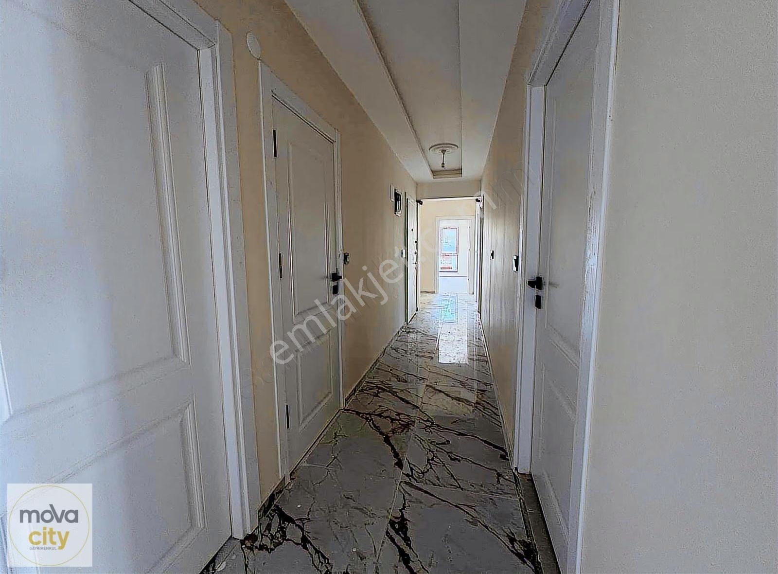 Hüyük Caddesi Üzerinde Ebeveyn Banyolu 3+1 Satılık Lüks Daire - Görsel 4