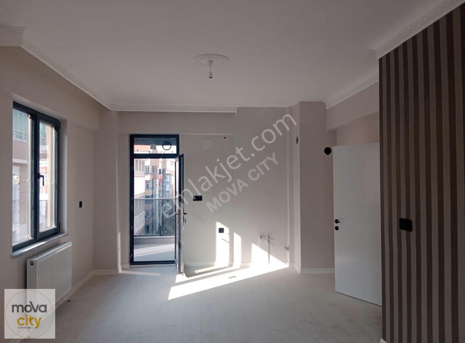 Bahçelievler Şenyurt Cad. Satılık 2+1 Sıfır Daire - Görsel 12