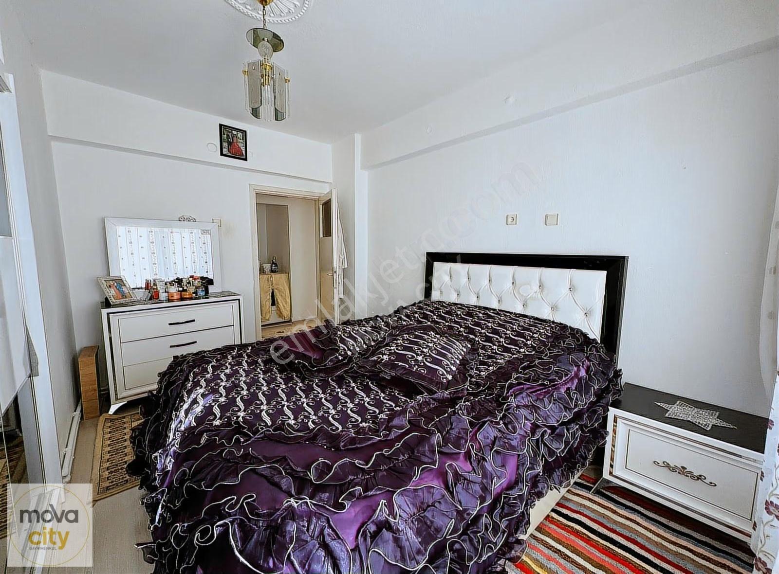 Ata Caddesi Üzerinde Güney Cepheli 3+1 Satılık Daire - Görsel 4