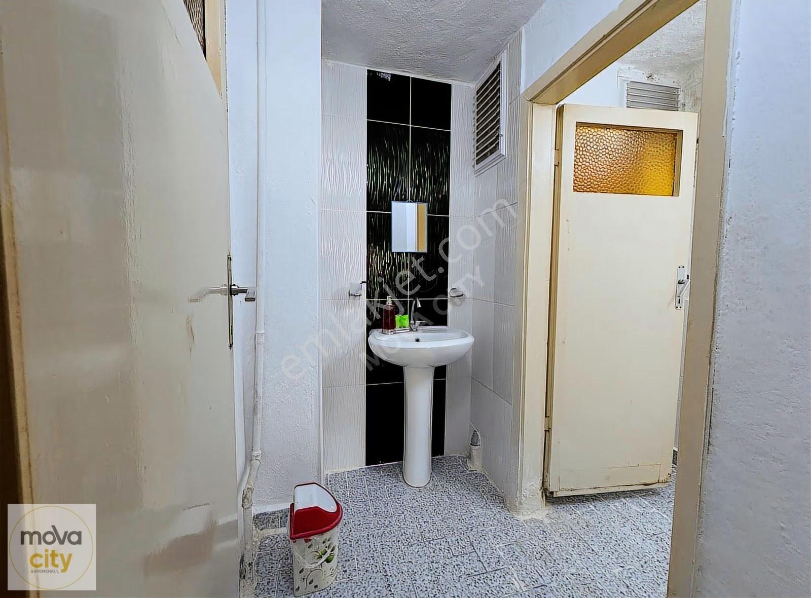 Ata Caddesi Üzerinde Güney Cepheli 3+1 Satılık Daire - Görsel 12