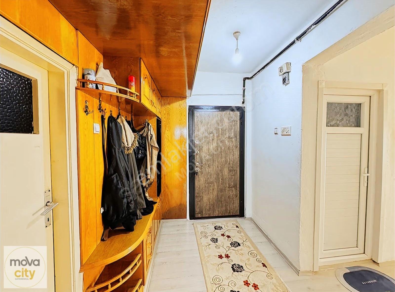 Ata Caddesi Üzerinde Güney Cepheli 3+1 Satılık Daire - Görsel 13