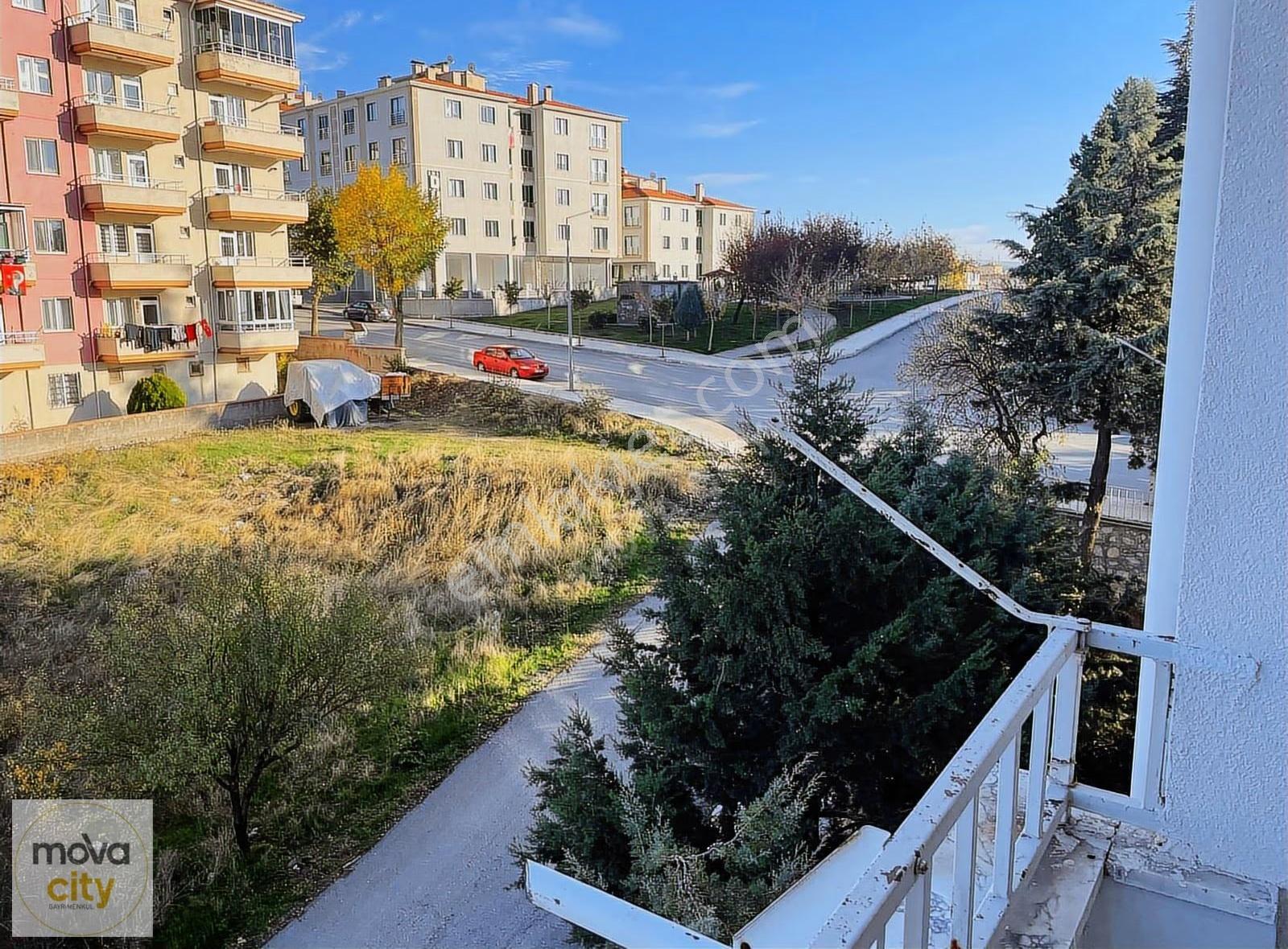Bahar Caddesinde 3+1 Satılık Daire - Görsel 17