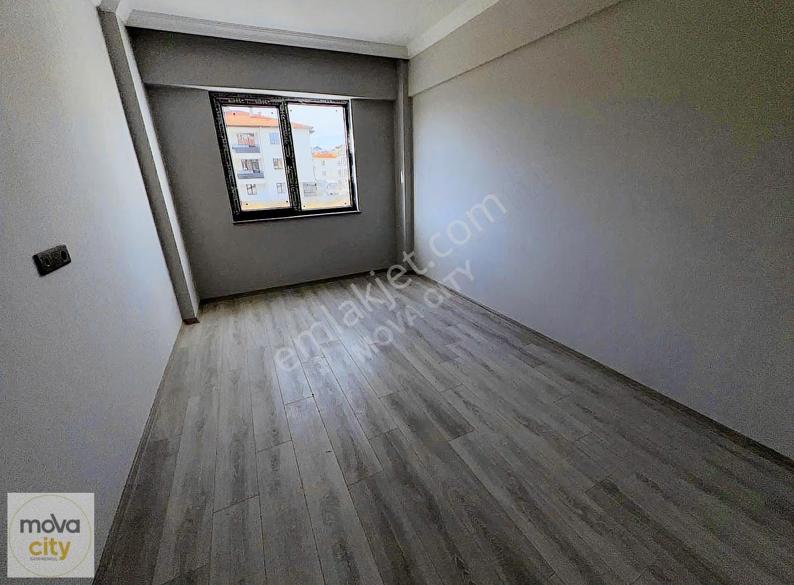 Fen Lisesi Bölgesinde Satılık 1+1 Daire - Görsel 4