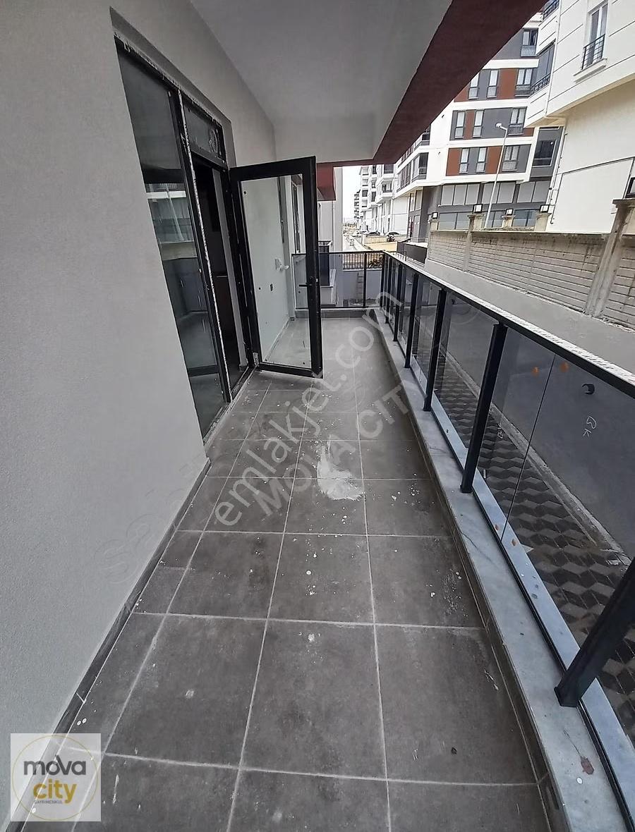 Fen Lisesi Bölgesinde Yüksek Giriş Satılık 2+1 Daire - Görsel 9