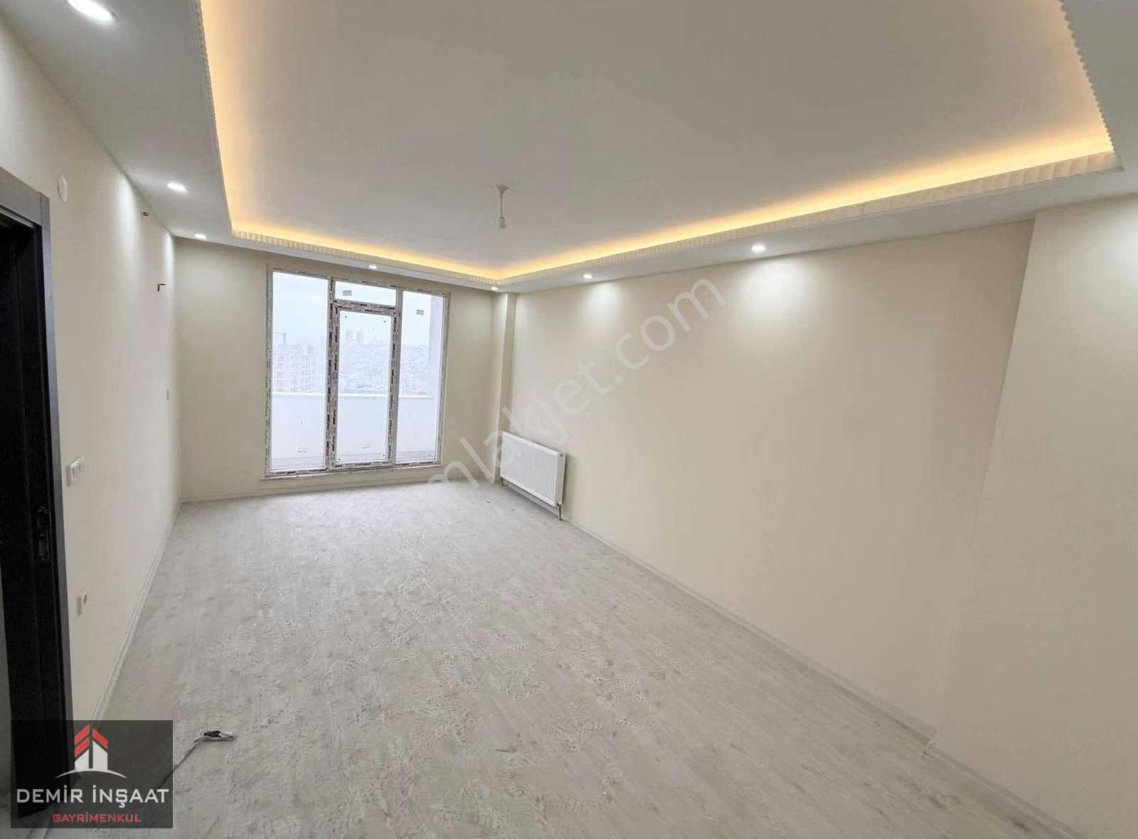 Demir İnşaat'tan Esenler Site İçinde Otoparklı Fırsat Lüx Daire - Görsel 19