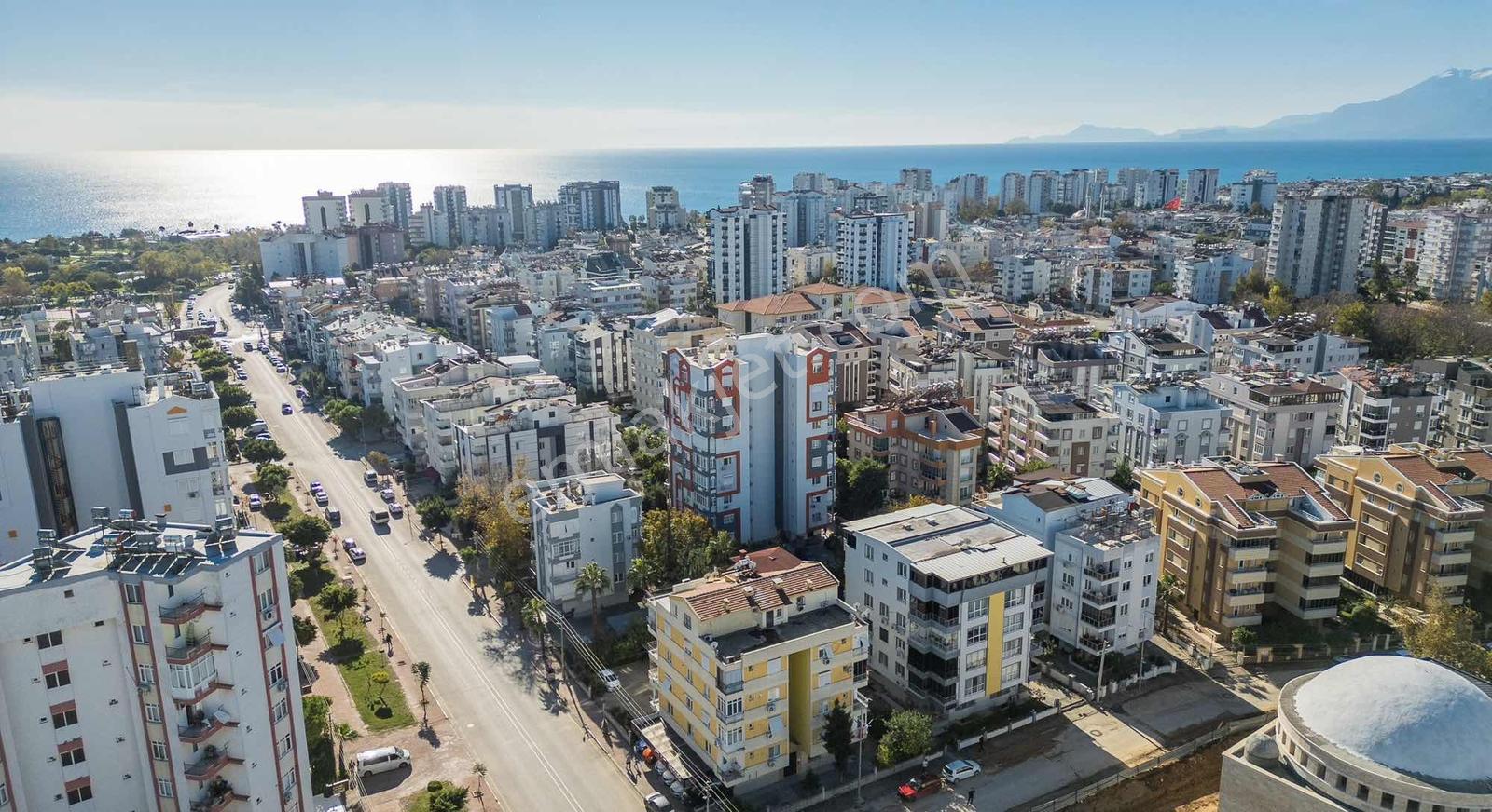 Çağlayanda Teraslı Satılık 4+1 Lüks Dubleks - Görsel 3