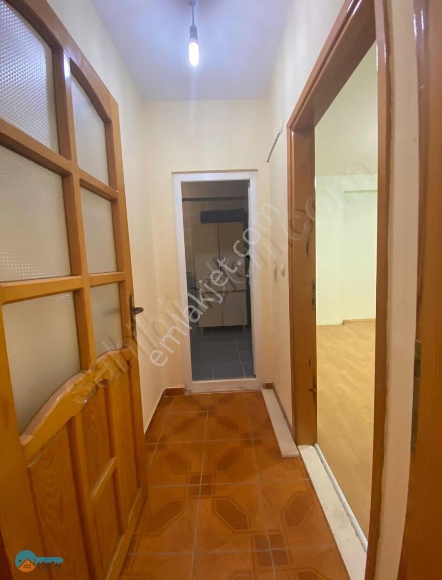 Merkez De 2+1 - 110 M2 Ayrı Mutfak Daire - Görsel 23