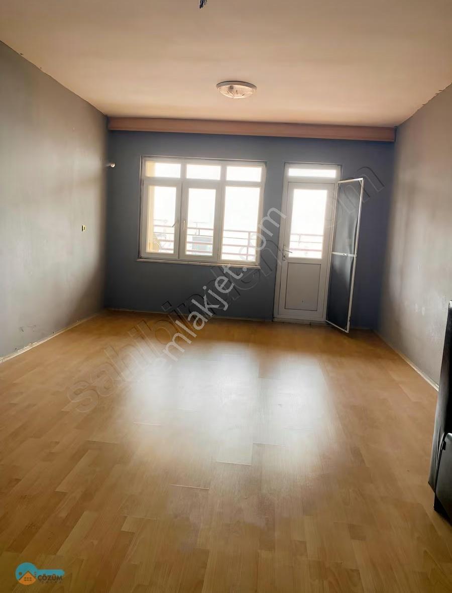 Merkez De 2+1 - 110 M2 Ayrı Mutfak Daire - Görsel 3