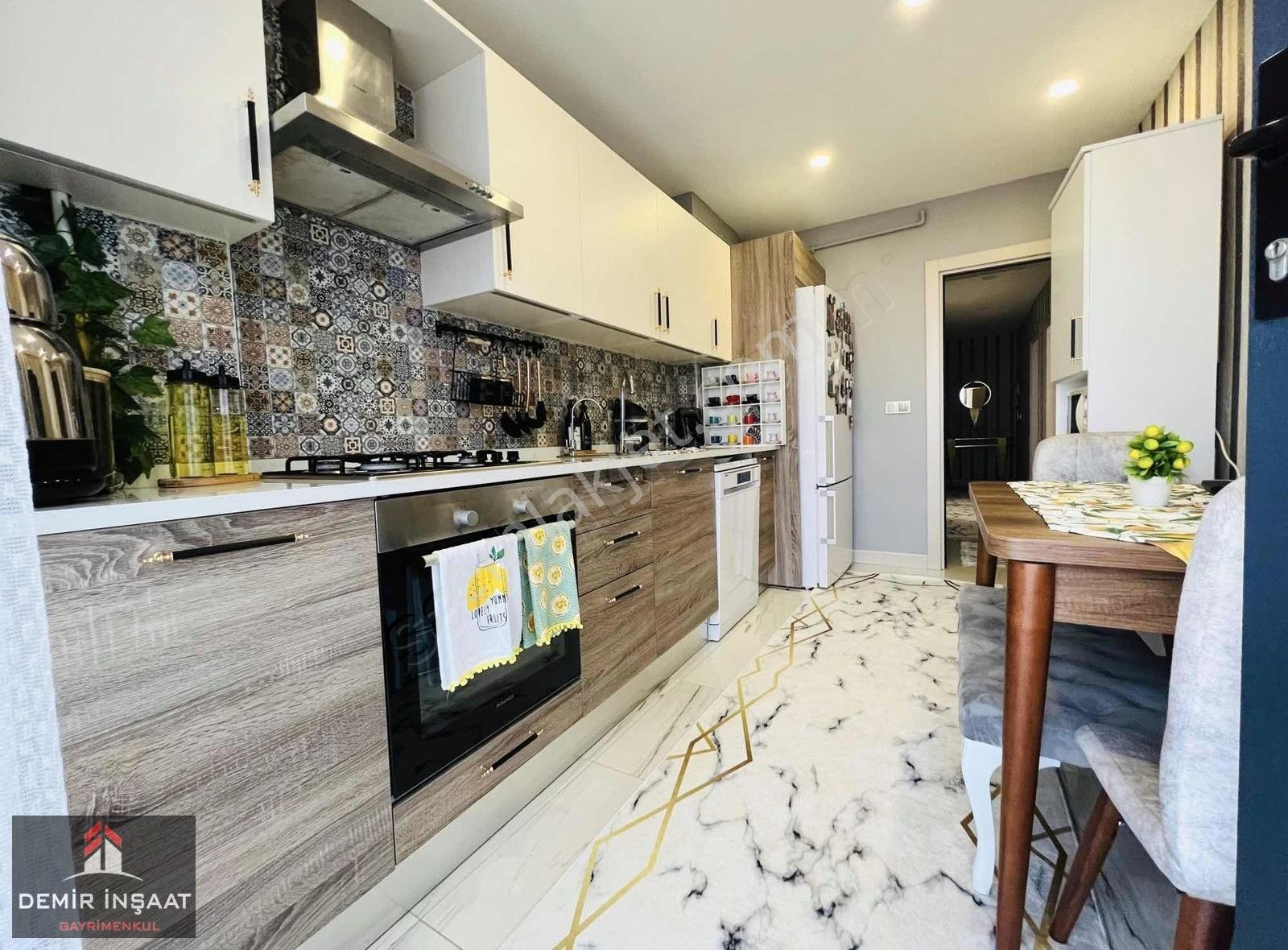 Demir İnşaat Adl Gyo Lüks 7 / 24 Güvenlikli Sitede 8 Kat Daire. - Görsel 14