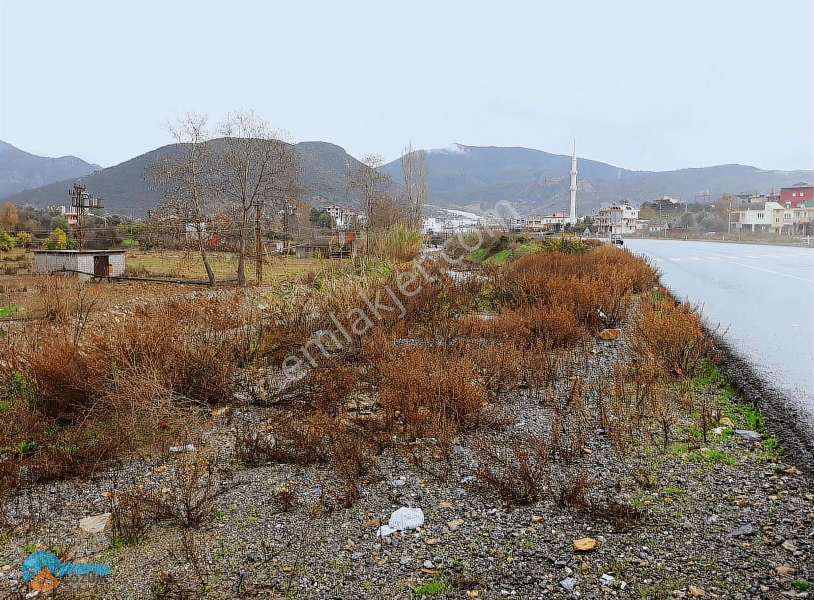 D-400 Karayoluna Sıfır 1150 M2 Arazi...!!!