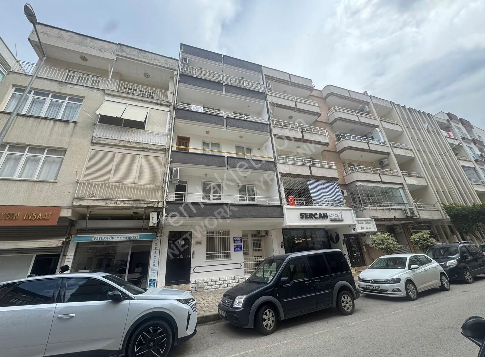 Sahile Yürüme Mesafesinde Merkezi Konumda Satılık 3+1 Daire
