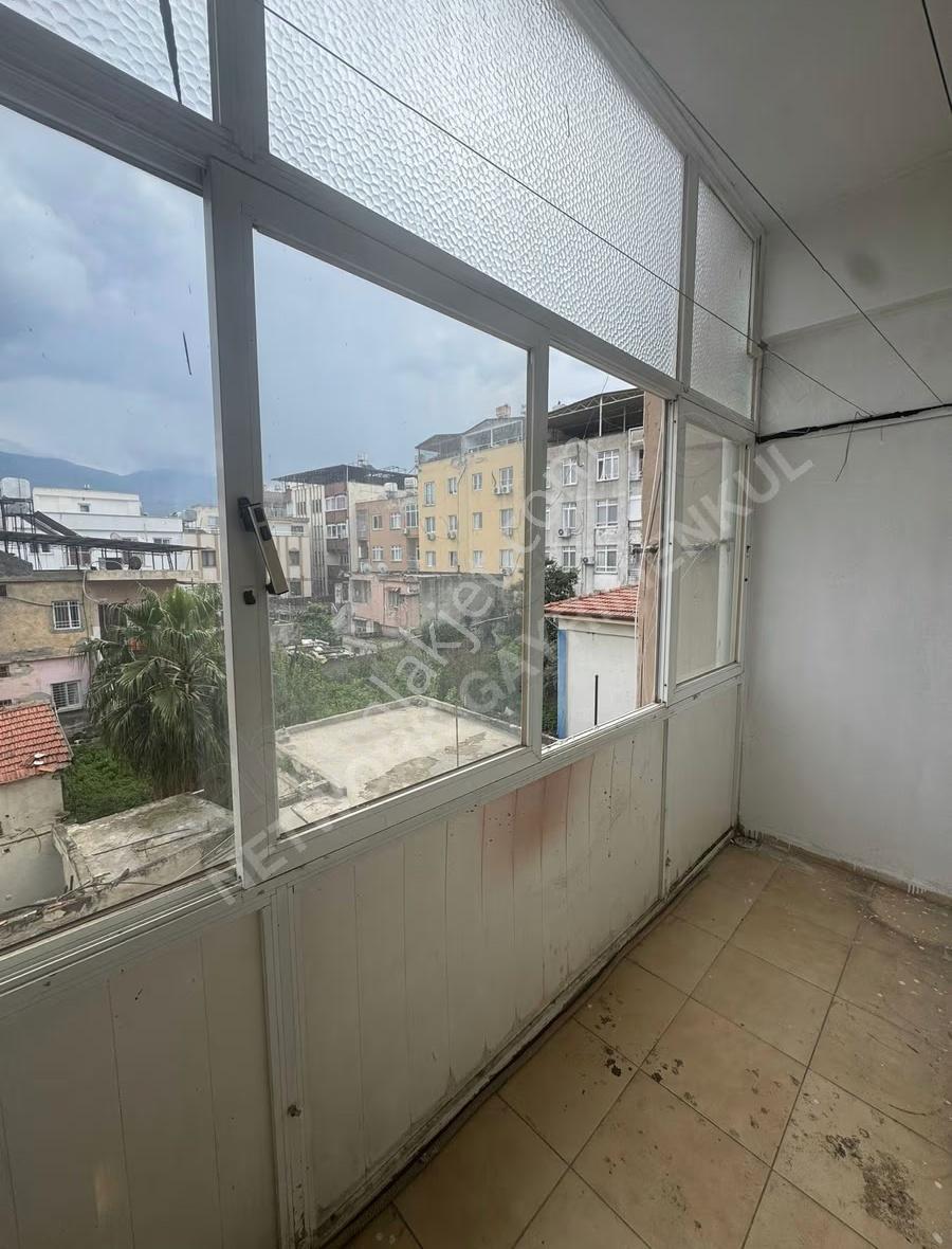 Sahile Yürüme Mesafesinde Merkezi Konumda Satılık 3+1 Daire - Görsel 11