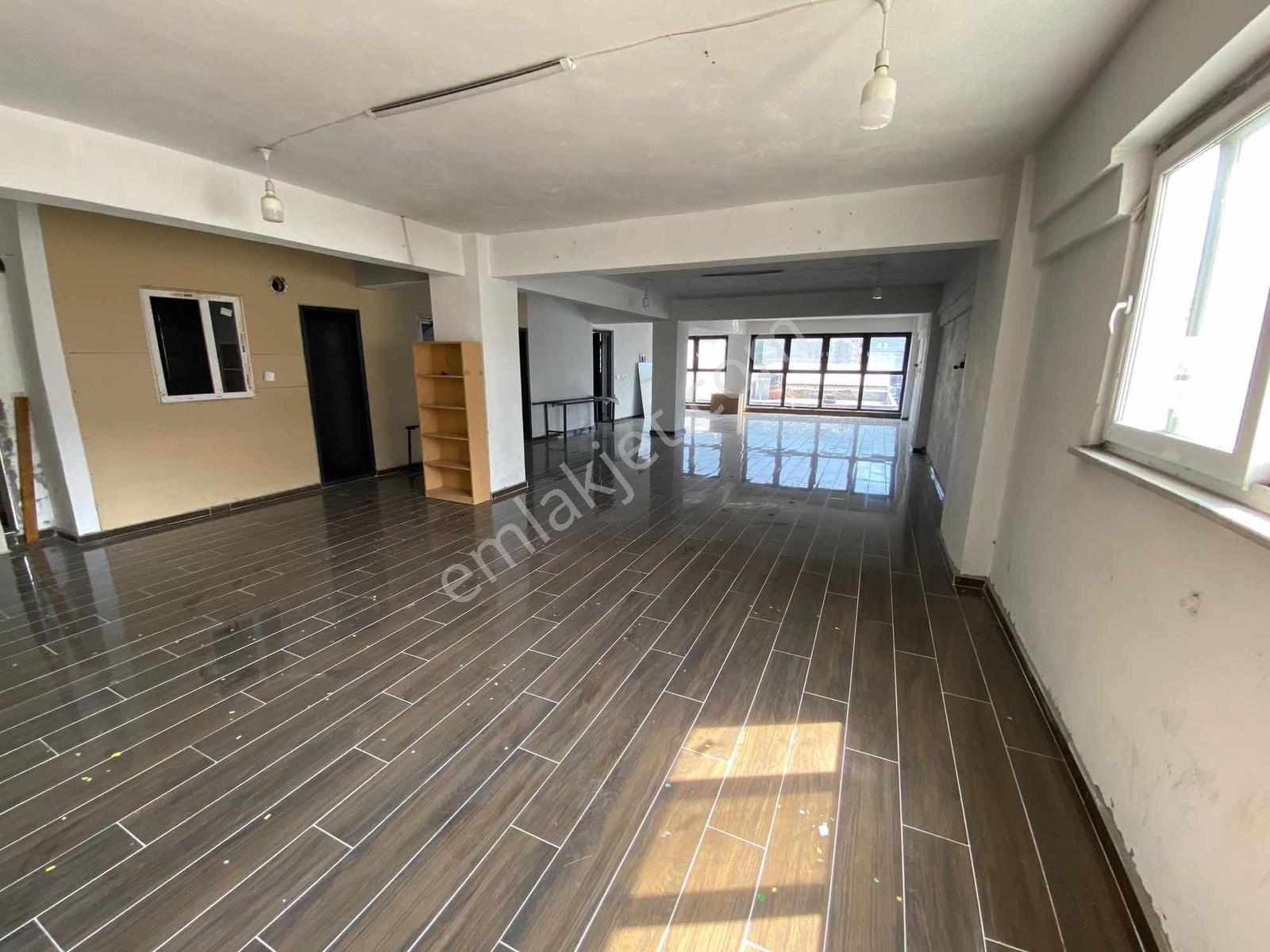 Vişne Tic. Bölgesinde Kiralık Bakımlı Asansörlü İşyeri (2 Adet) - Görsel 13