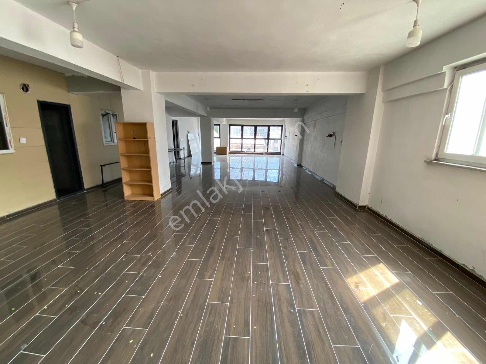 Vişne Tic. Bölgesinde Kiralık Bakımlı Asansörlü İşyeri (2 Adet) - Görsel 17