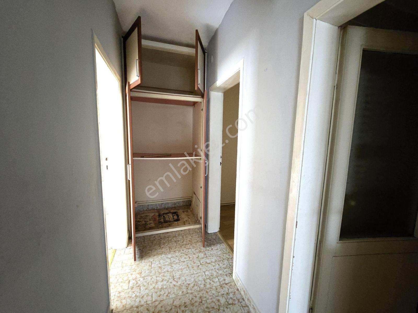 İladım Çiftlik'te Kiralık 3+1 Ara Kat Daire - Görsel 12