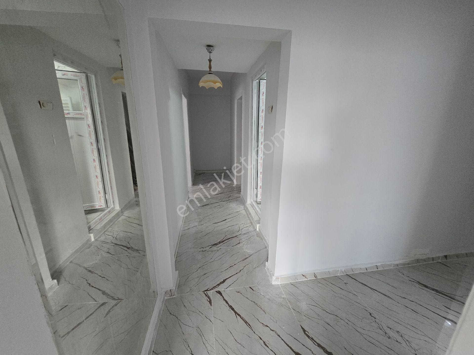 Samsun İlkadım Çiftlik'te Kiralık 3+1 Ara Kat Daire - Görsel 23