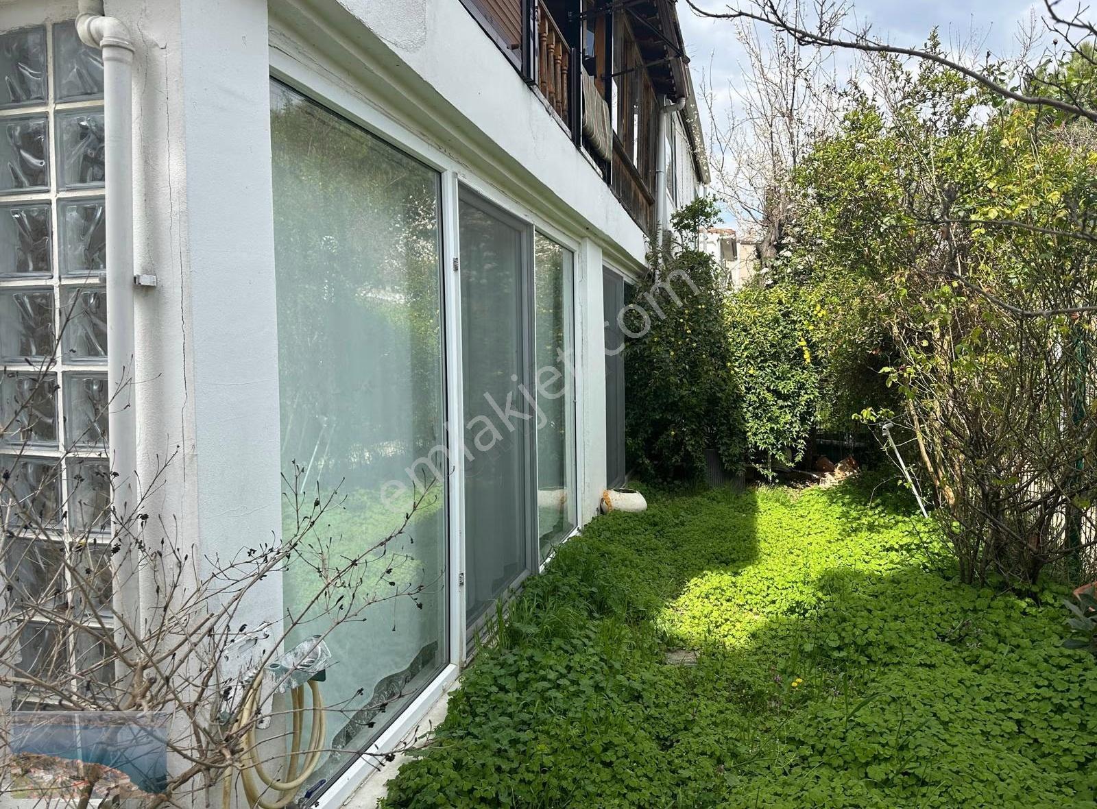 Basınkent 2 Sitesi'nde Köşebaşı Geniş Bahçeli Satılık Villa! - Görsel 3