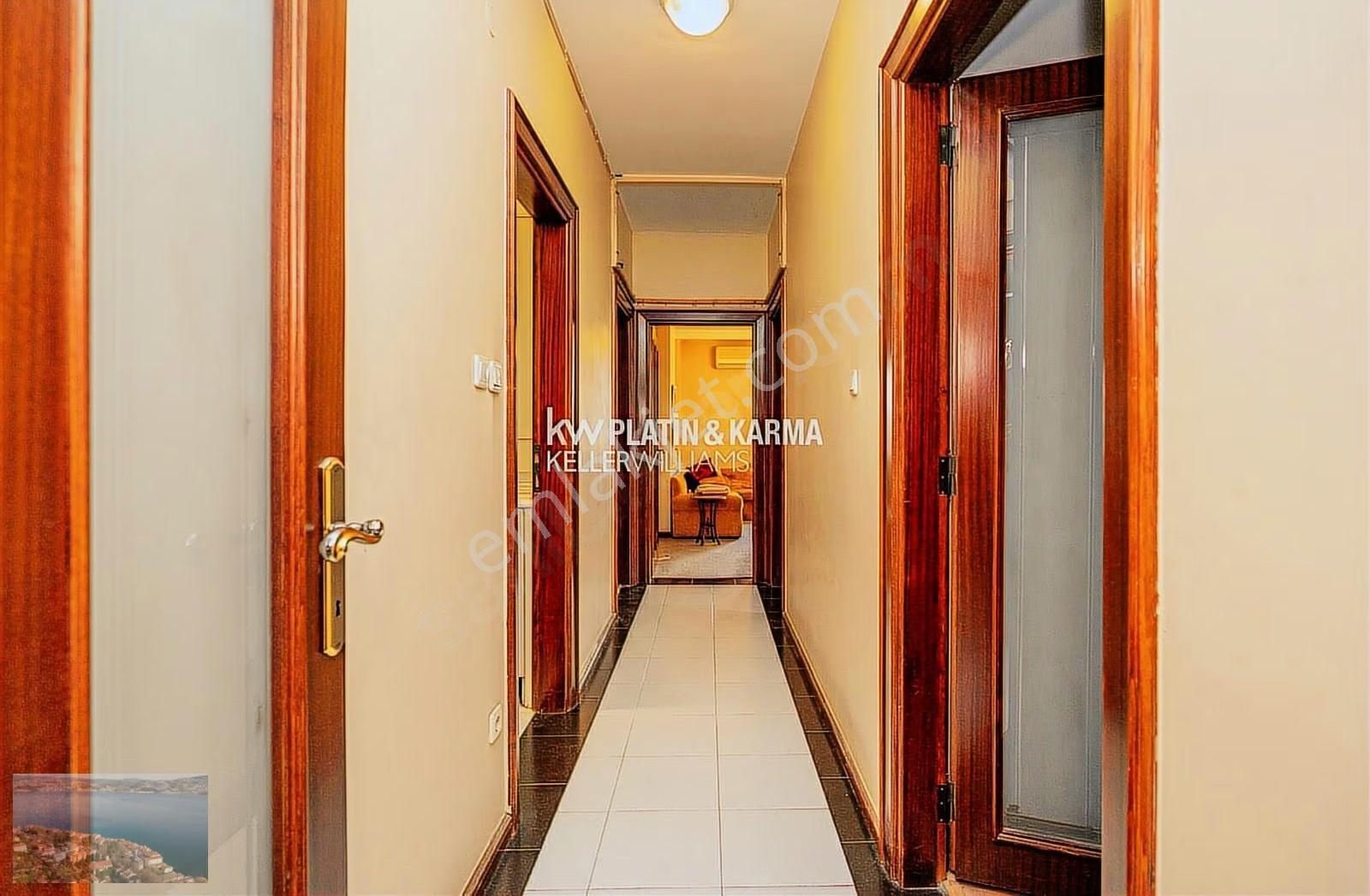 Kw'dan Suadiye Yalı Parselinde Prestijli Sitede Geniş 4+1 - Görsel 13