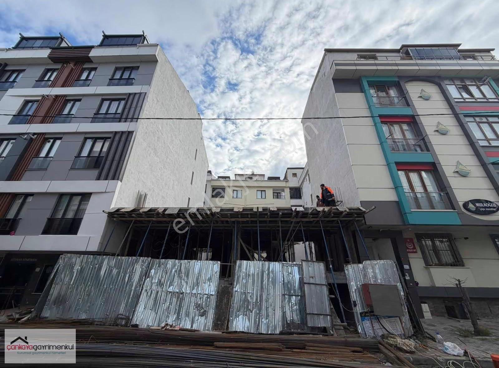 İstasyon Mah Taştepe De 2+1 Emsallerinden Büyük Yüksek Giriş - Görsel 2