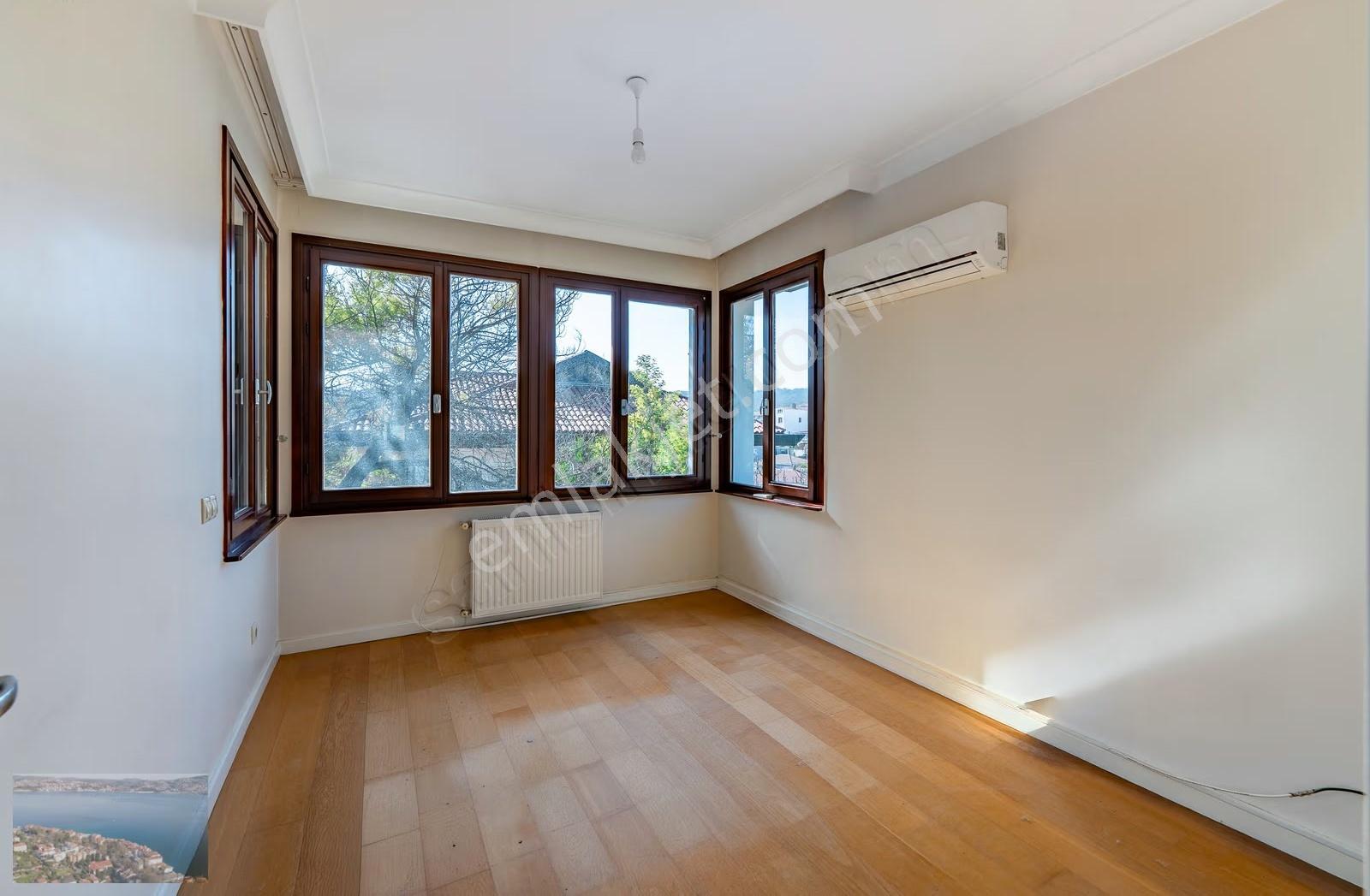 Sedadkent Kiralık Boğaz Manzaralı Sahile Yakın Müstakil Villa - Görsel 24