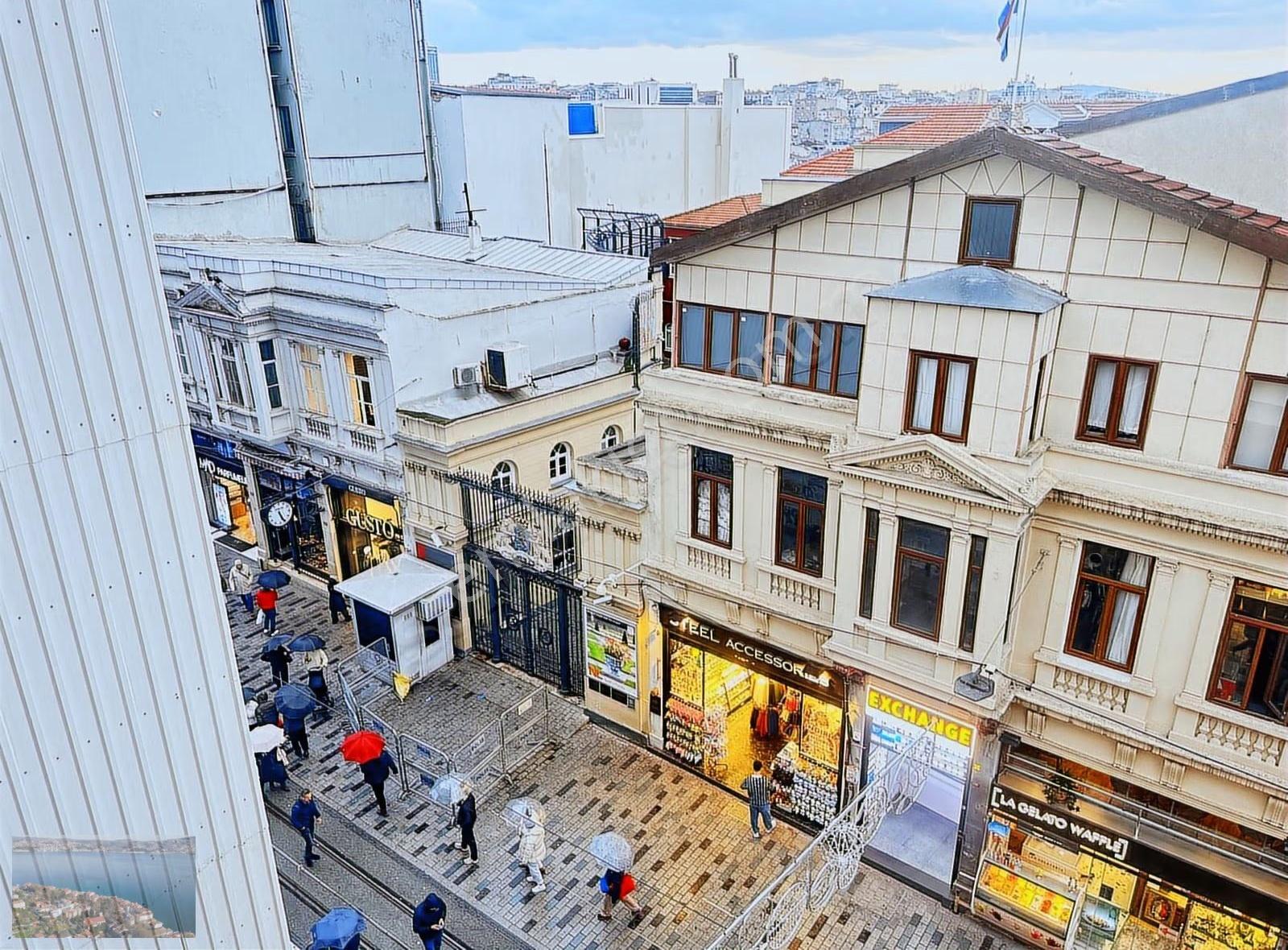 Beyoğlu İstiklal Caddesi Tabela Değeri Yüksek 1+1 Kiralık Ofis - Görsel 20