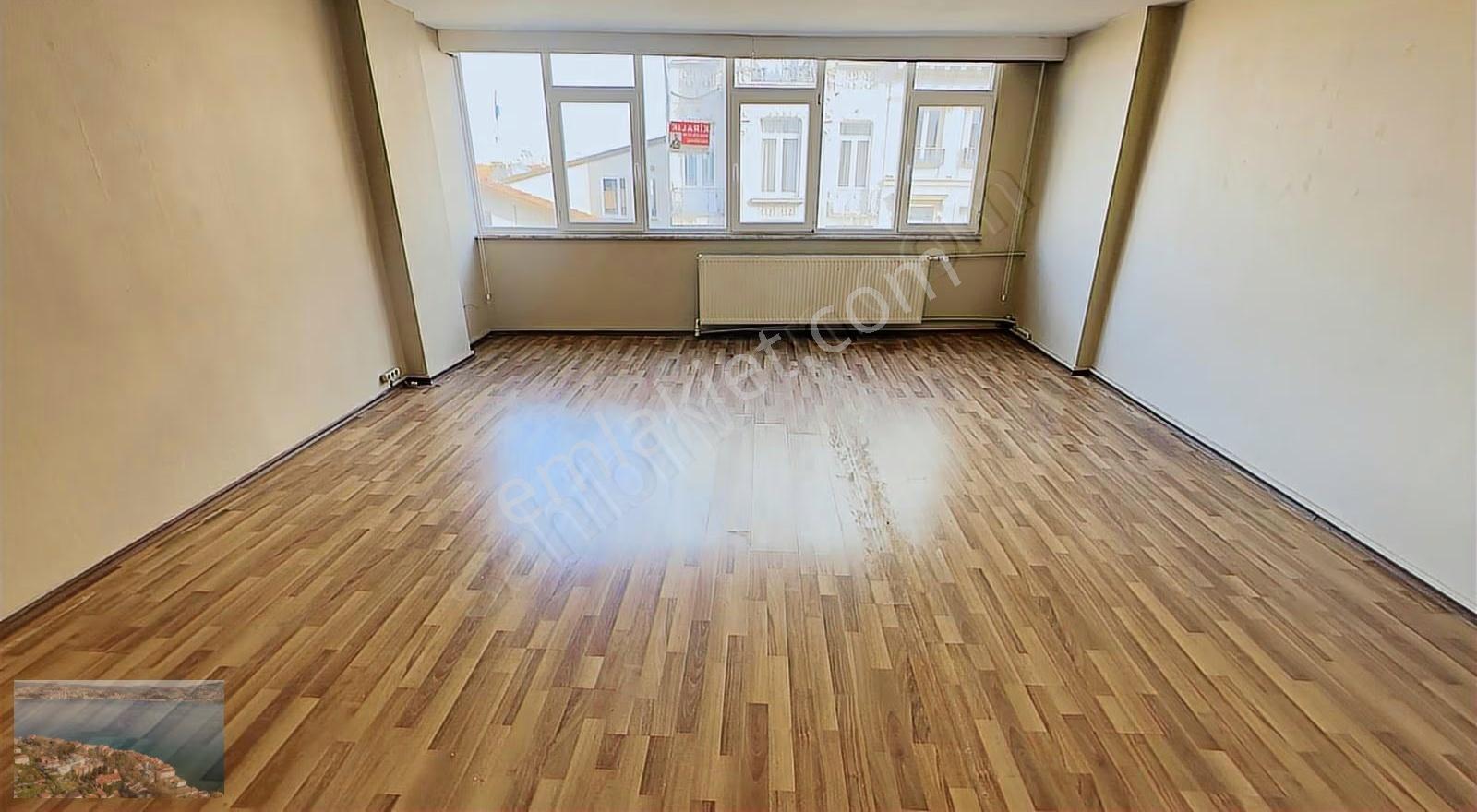 Beyoğlu İstiklal Caddesi Tabela Değeri Yüksek 1+1 Kiralık Ofis - Görsel 22