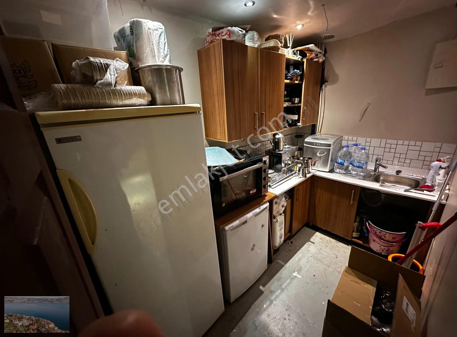Zekeriyaköy Çarşı Merkezde Cadde Üstü Satılık Dükkan - Görsel 8
