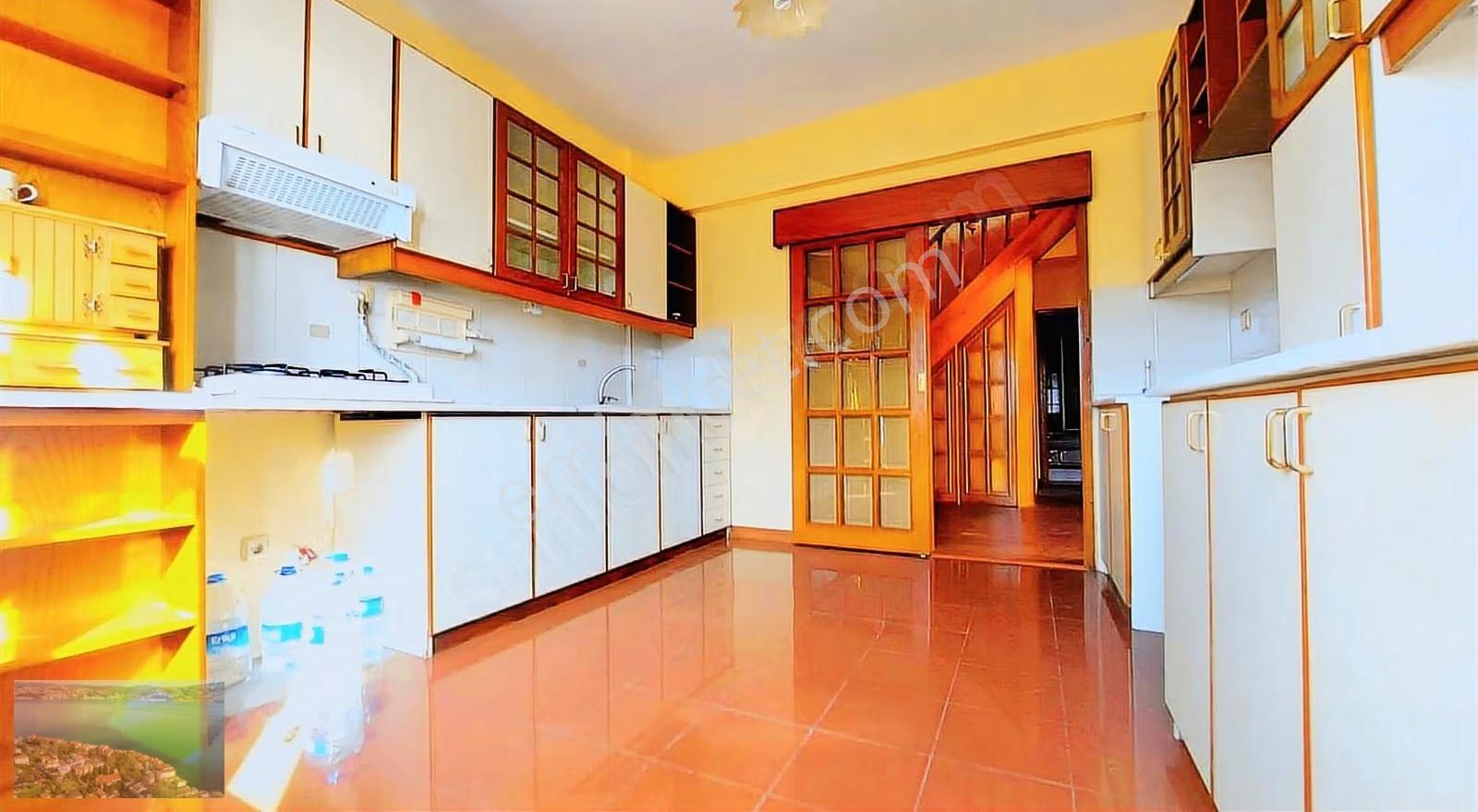 Sarıyer Mrz.mh.sinde Kiralık Dubleks Dair,180m²kullanınım Alanlı - Görsel 20