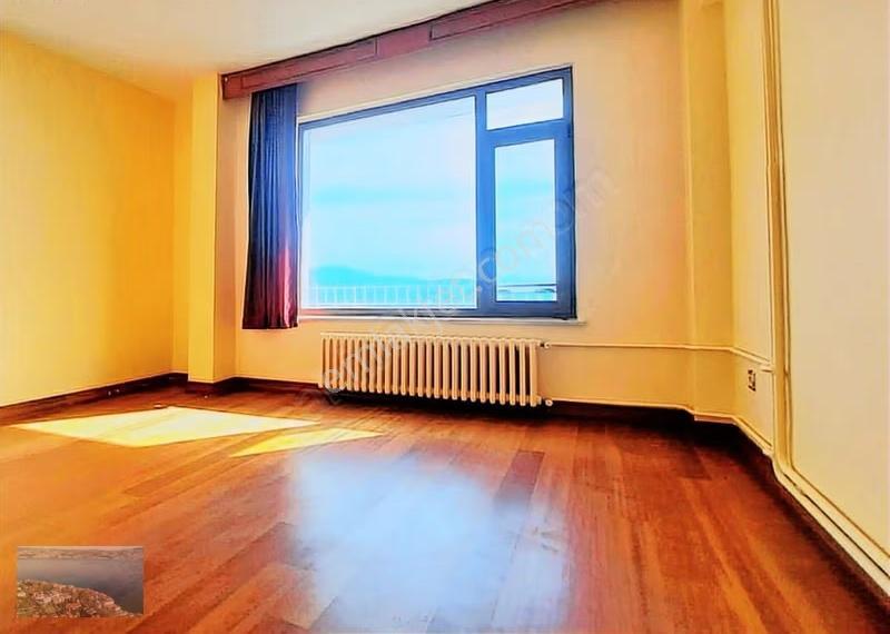Sarıyer Mrz.mh.sinde Kiralık Dubleks Dair,180m²kullanınım Alanlı - Görsel 4