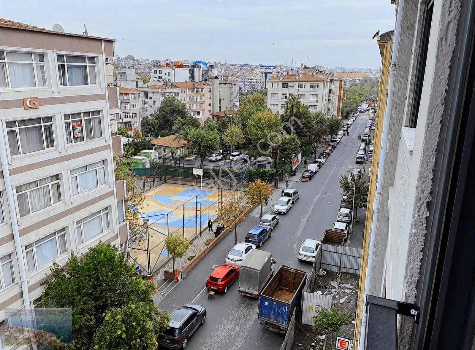 İstanbul Fatih Molla Gürani 'de 3+1 5.kat 95m2 Satılık Daire - Görsel 6