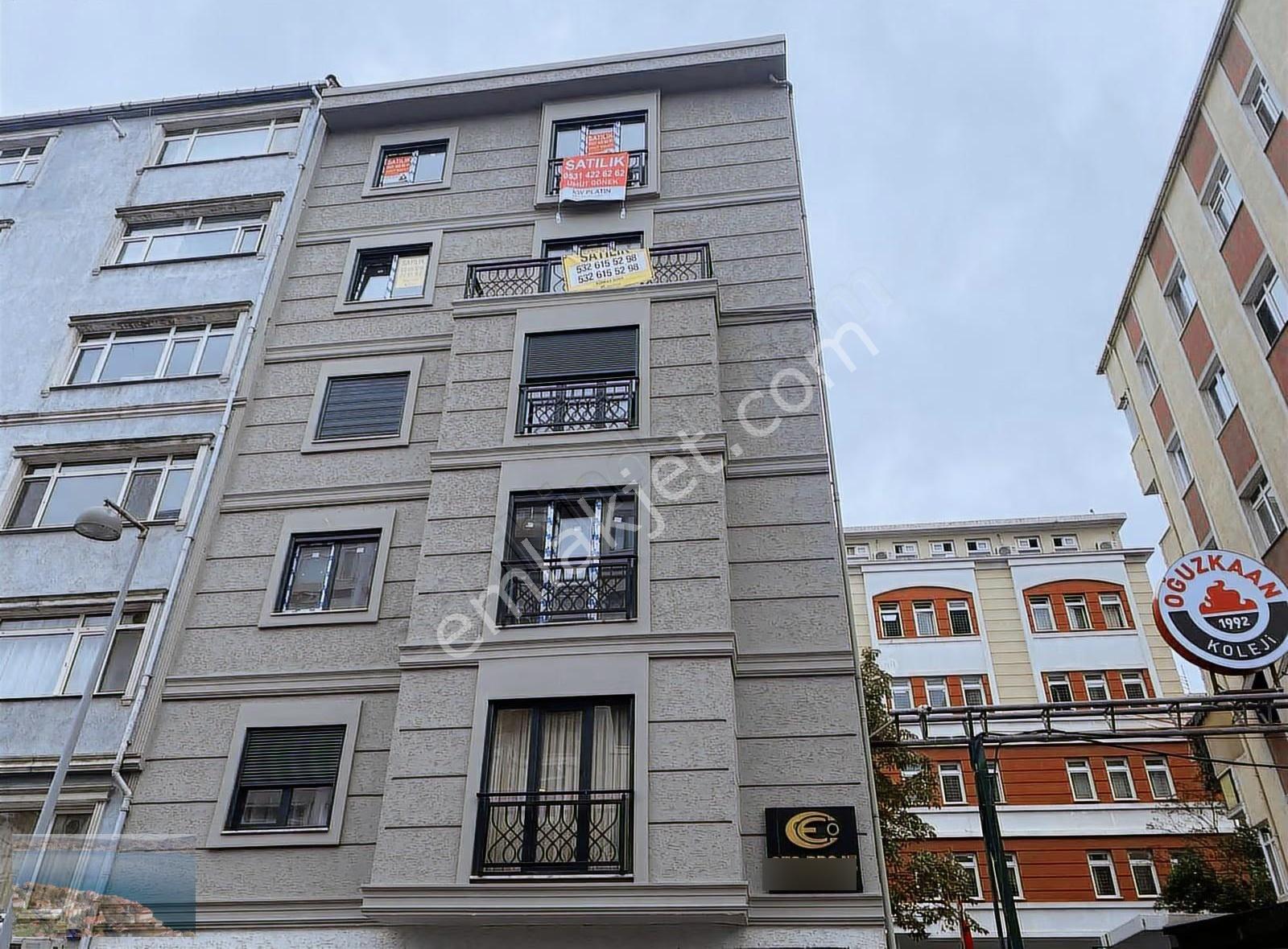 İstanbul Fatih Molla Gürani 'de 3+1 5.kat 95m2 Satılık Daire