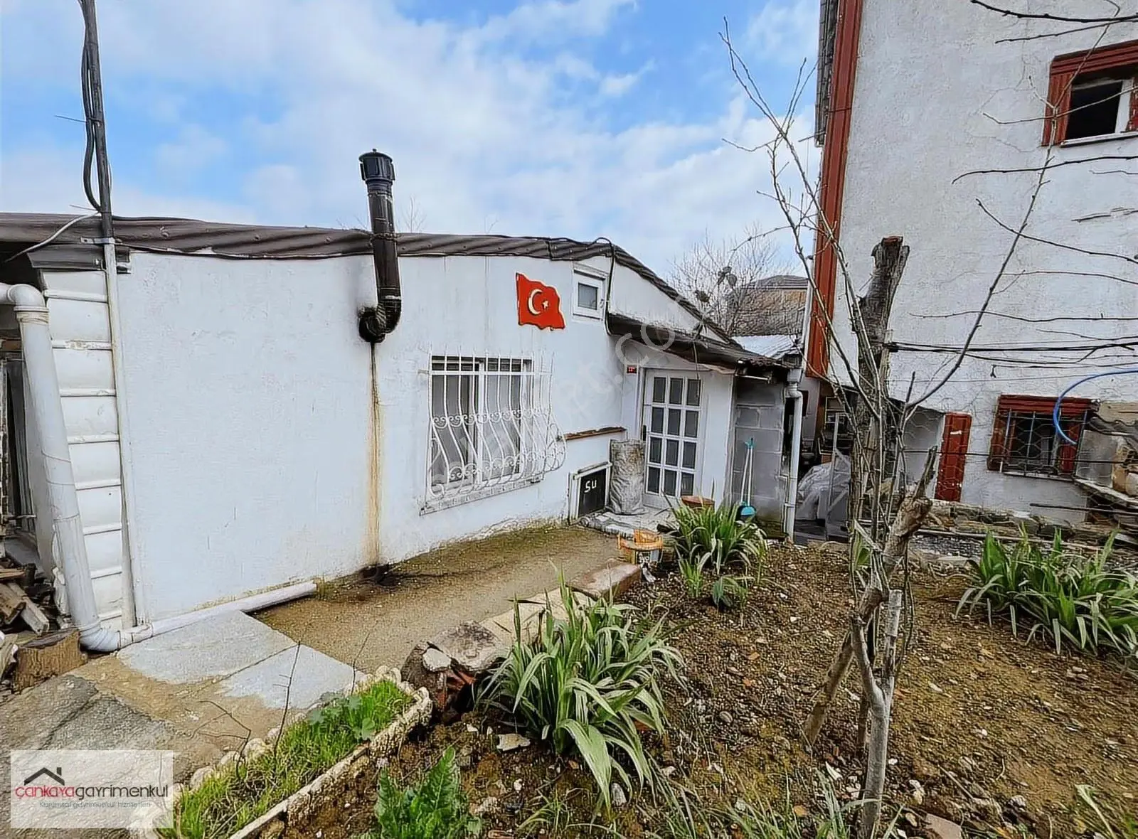 Yayla Da 1+1 Manzaralı Bahçeli 30metre Hisseli Müstakil Ev!