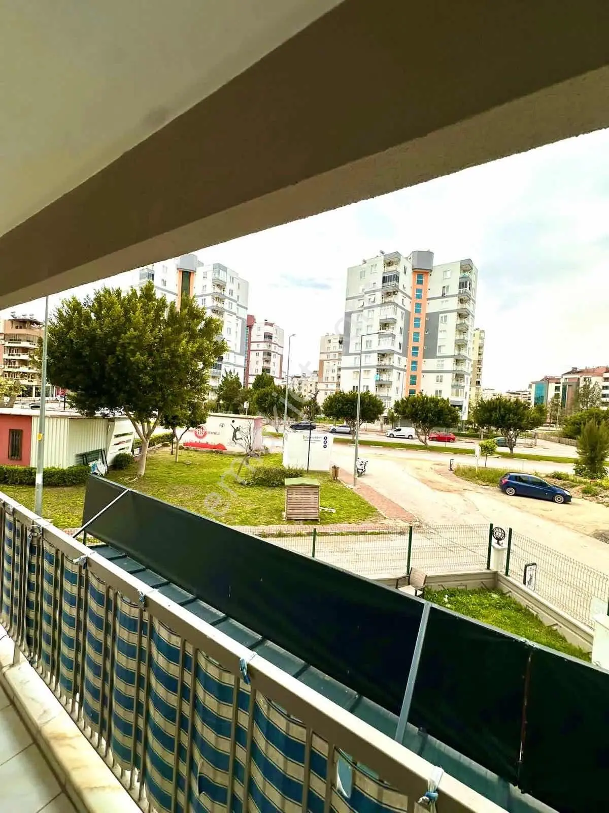 Meydankavağı , 12. Cadde Üstünde Site İçi Geniş 3+1 - Görsel 4