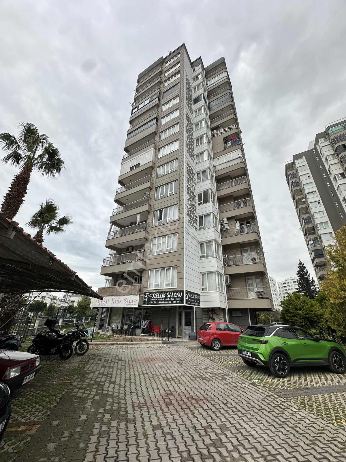 Meydankavağı , 12. Cadde Üstünde Site İçi Geniş 3+1 - Görsel 9