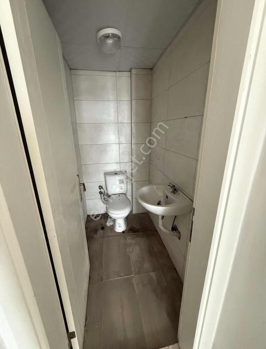 Yorulmaz Gayrimenkulden Ring Yolunda Kiralık Dükkan - Görsel 4