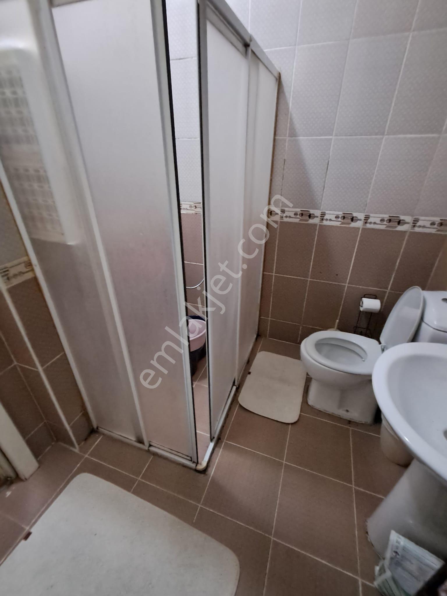 Ataşehir Kayışdağında Recai Caddesinde 45m2 1+1 Giriş Daire - Görsel 9