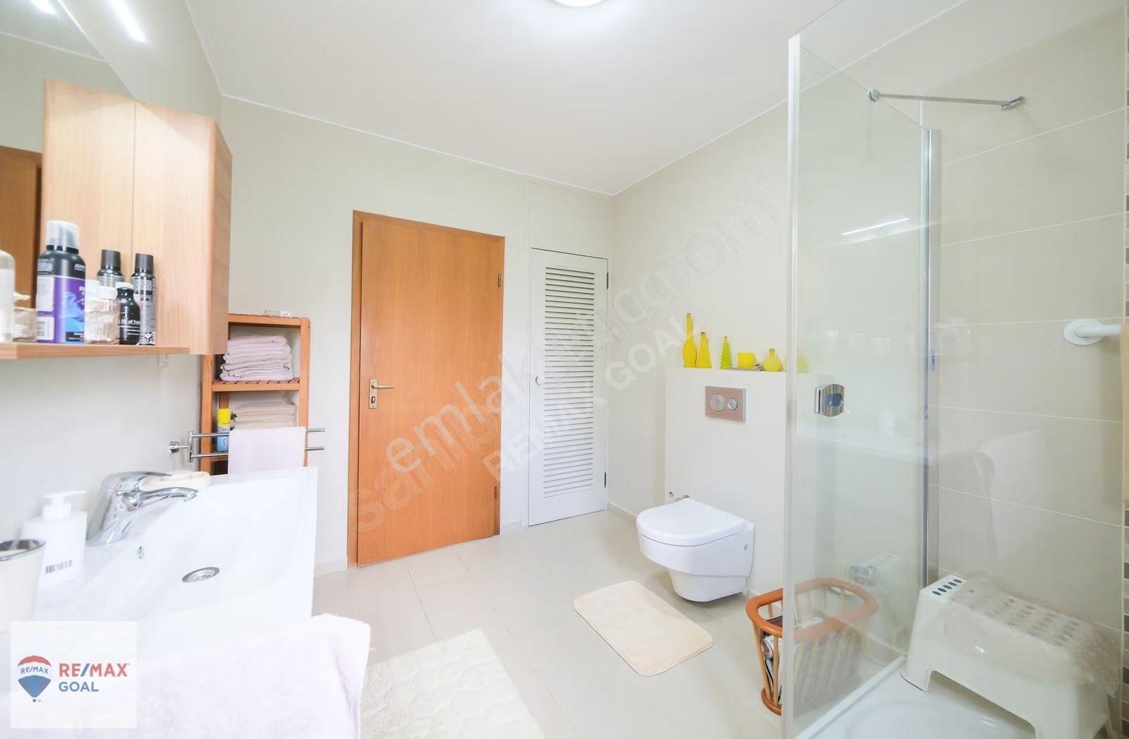 Tuzla Mercan , Kaliteli Yapım, 6+2 Satılık Havuzlu 3 Katlı Villa - Görsel 33