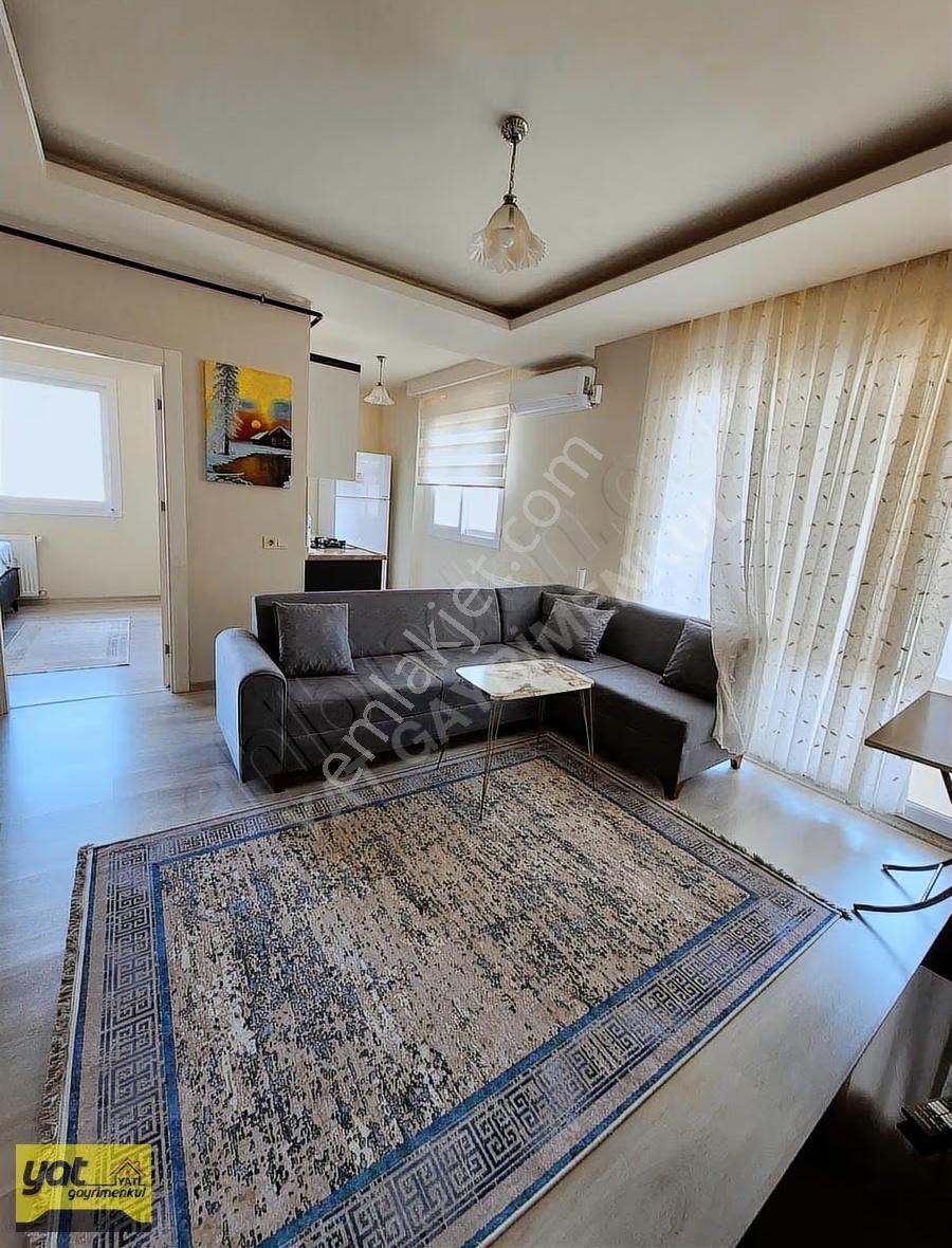 Çiftlikköy'de Havuzlu, Eşyalı 1+1 Kiralık Daire - Görsel 9