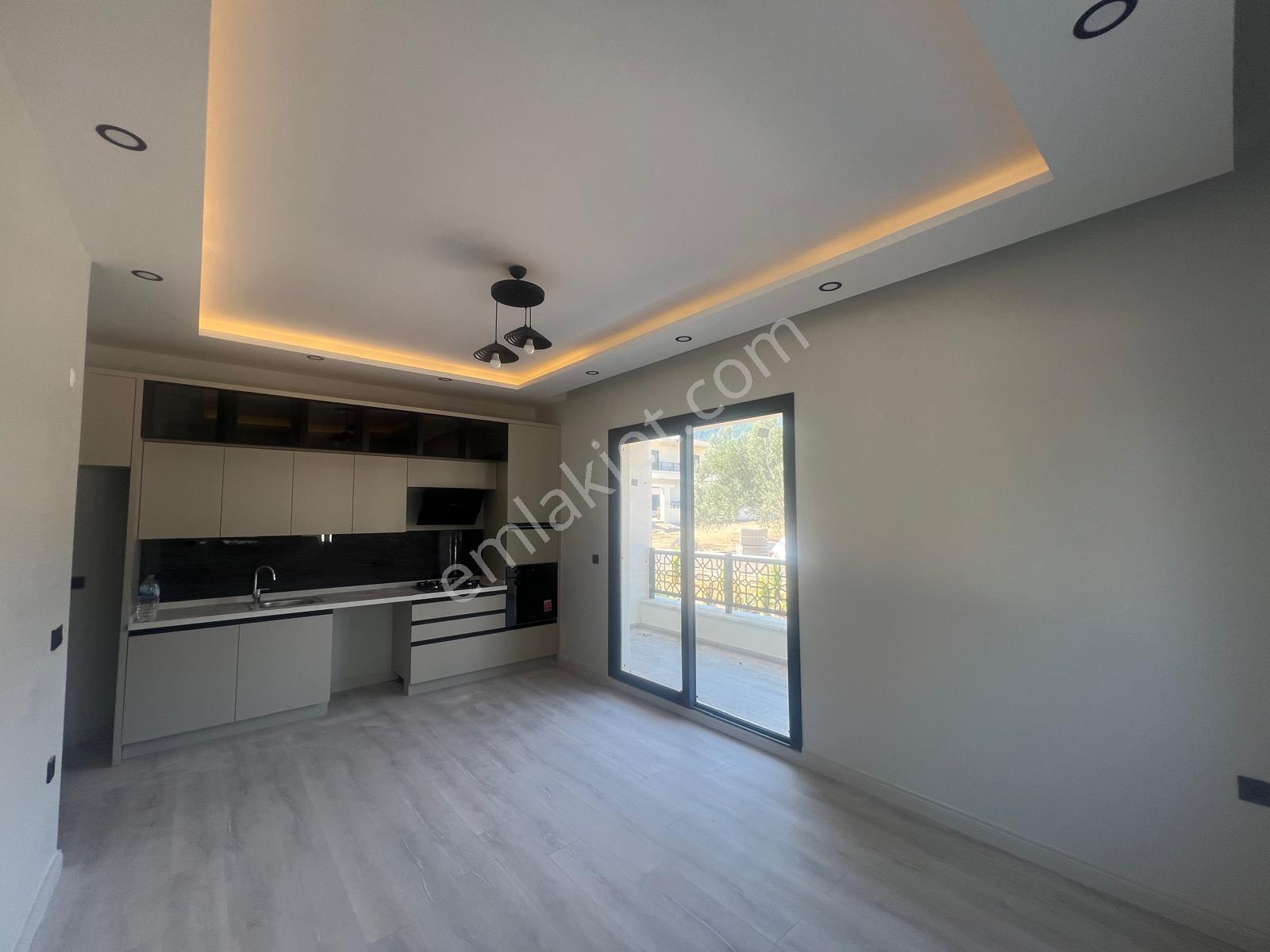 Kavuşturan Emlak'tan Edremit Güre'de Satılık 2+1 Sıfır Daireler - Görsel 14