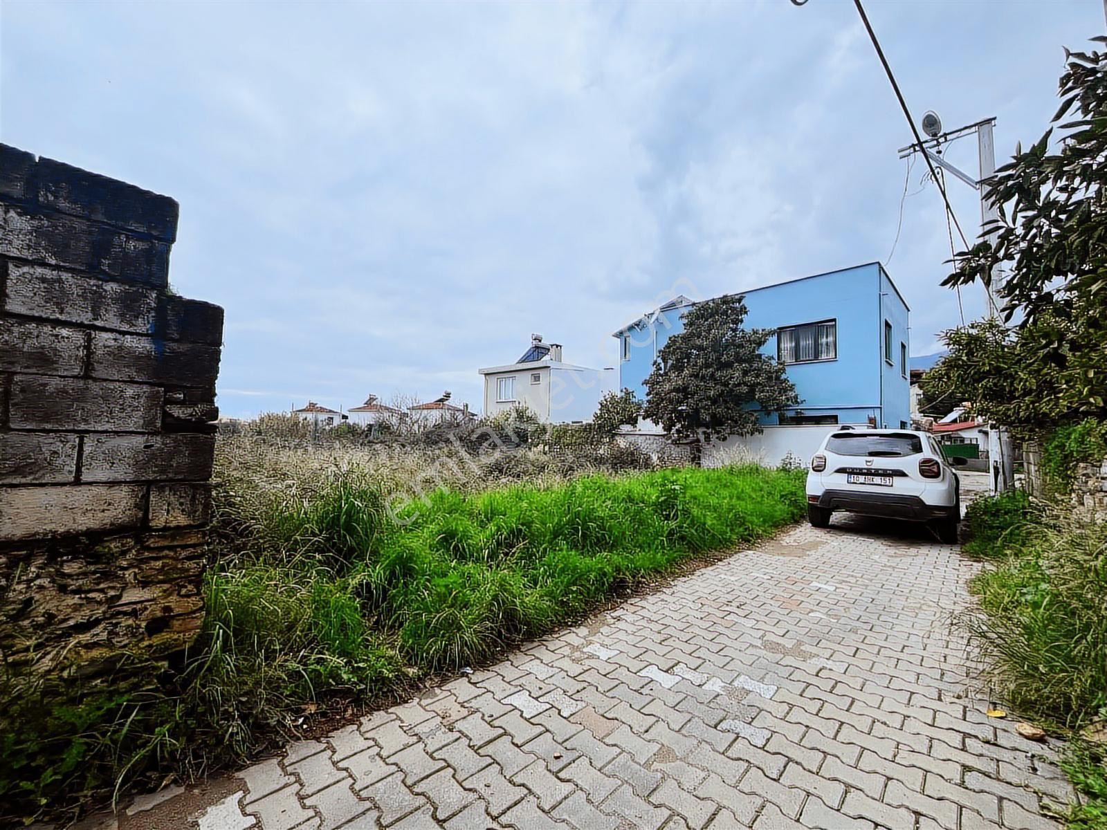 Kavuşturan Emlak'tan Akçay Kızılkeçili Satılık %40 İmarlı Arsa