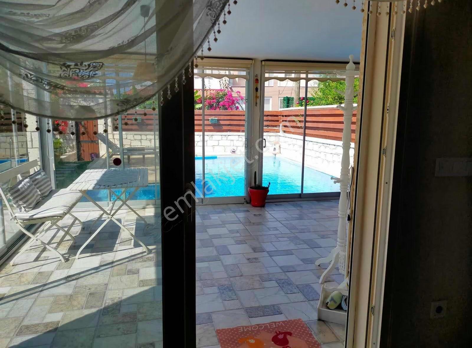 Alya Gayrimenkul Alaçatıda Havuzlu Yıllık Kiralık Villa - Görsel 20