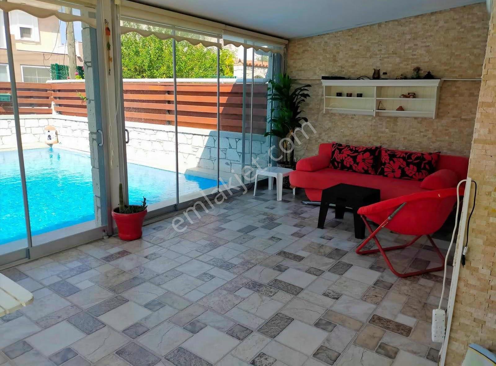Alya Gayrimenkul Alaçatıda Havuzlu Yıllık Kiralık Villa - Görsel 14