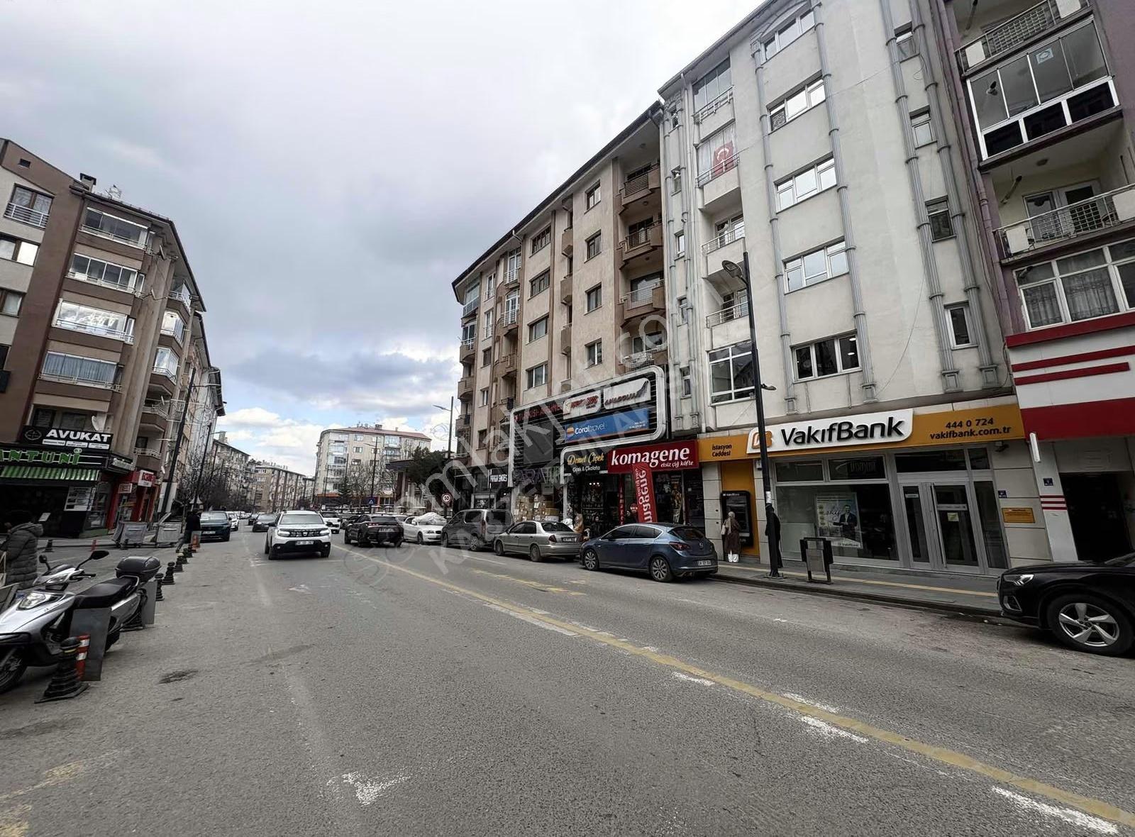 Kabze Emlaktan Sivas Mrk.istasyon Caddesi Civarı Kiralık Daire.. - Görsel 19
