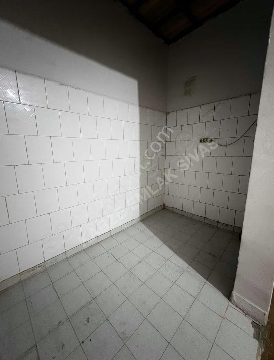 Kabze Emlaktan Çarşıbaşı Mahallesinde Kiralık Daire - Görsel 15