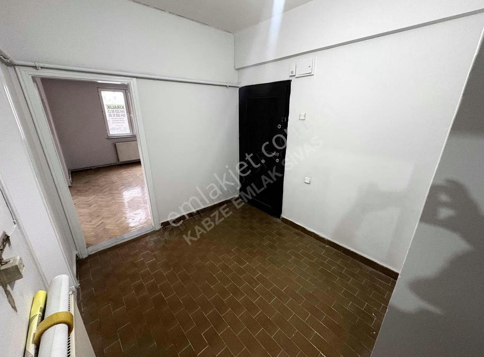 Kabze Emlaktan Çarşıbaşı Mahallesinde Kiralık Daire - Görsel 11