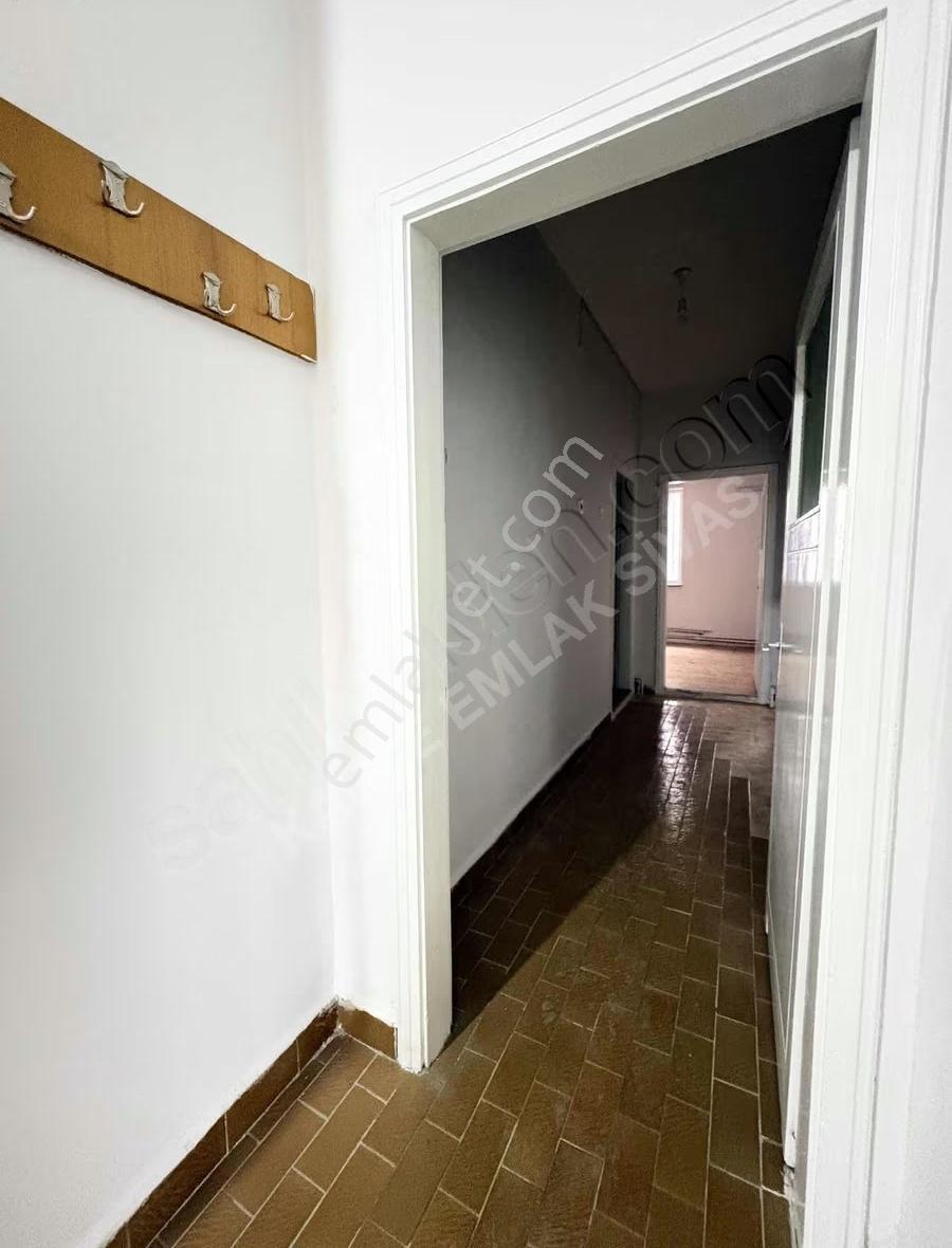 Kabze Emlaktan Çarşıbaşı Mahallesinde Kiralık Daire - Görsel 16