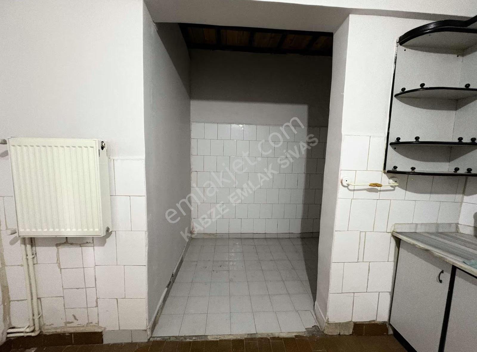 Kabze Emlaktan Çarşıbaşı Mahallesinde Kiralık Daire - Görsel 14