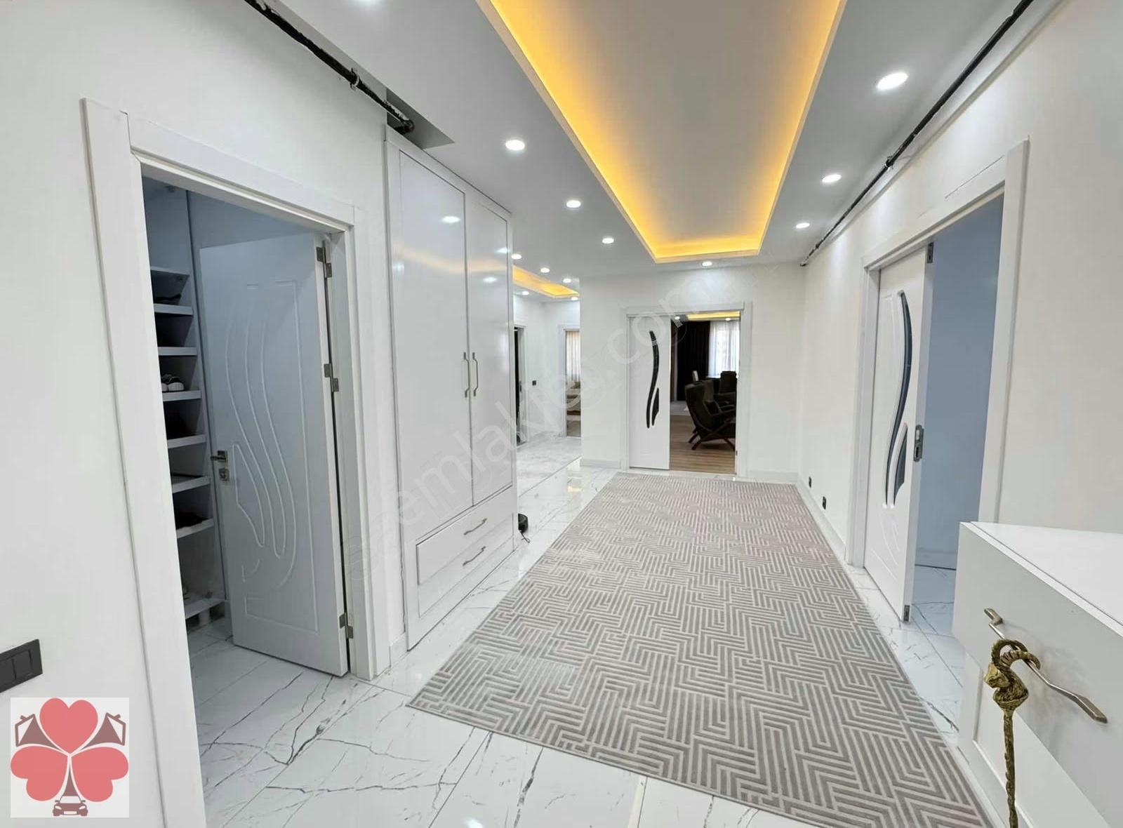 Yonca'dan Viranşehir'de Modern Tasarım Eşsiz Satılık 4+1 Daire - Görsel 15