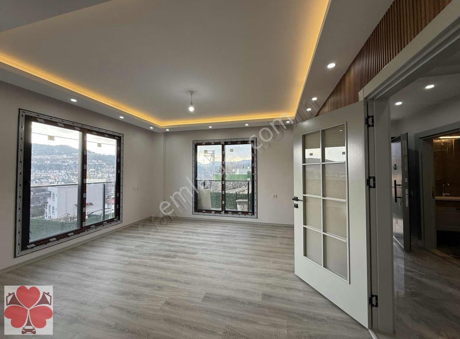 Fiyat Düştü! Soğucak'ta Sıfır Lüx Dublex Villa! 300m2 Emsalsiz ! - Görsel 5